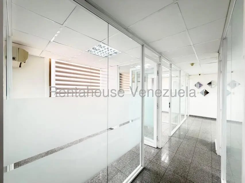 Comercial (Oficina) en Alquiler en Las Mercedes, Distrito Metropolitano - 18