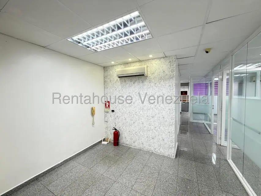 Comercial (Oficina) en Alquiler en Las Mercedes, Distrito Metropolitano - 23