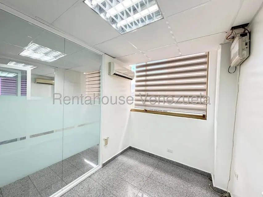 Comercial (Oficina) en Alquiler en Las Mercedes, Distrito Metropolitano - 5