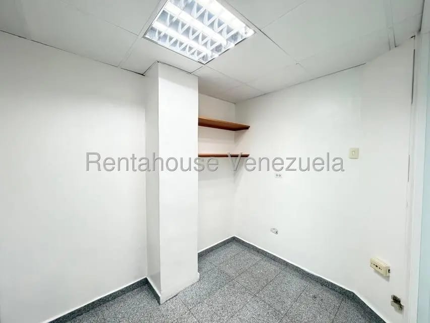 Comercial (Oficina) en Alquiler en Las Mercedes, Distrito Metropolitano - 8