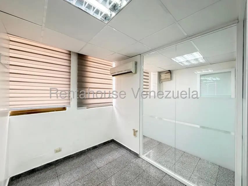 Comercial (Oficina) en Alquiler en Las Mercedes, Distrito Metropolitano - 10