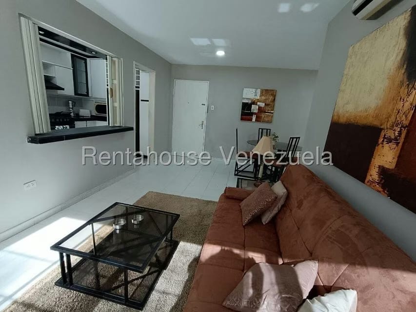 Apartamento (1 Nivel) en Alquiler en El Bosque, Carabobo - 13