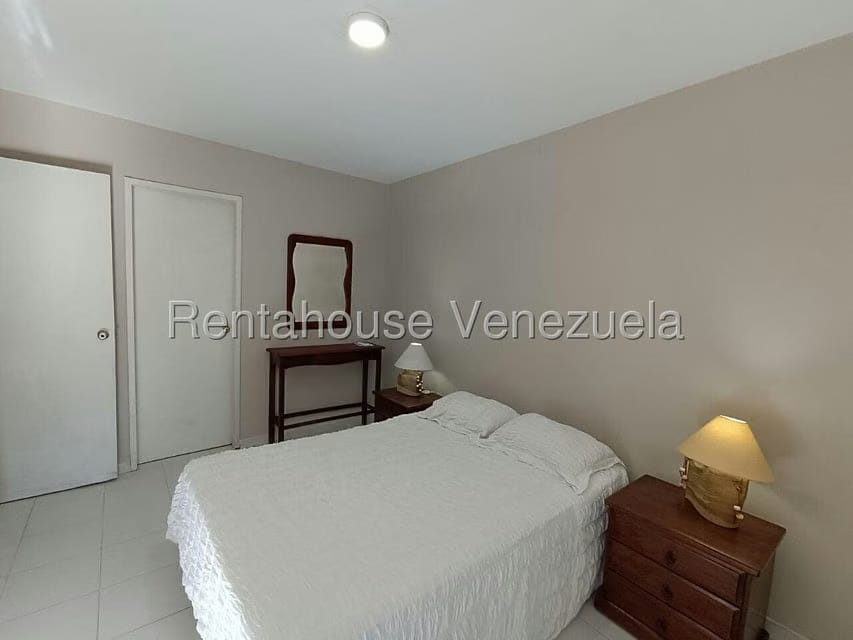Apartamento (1 Nivel) en Alquiler en El Bosque, Carabobo - 35