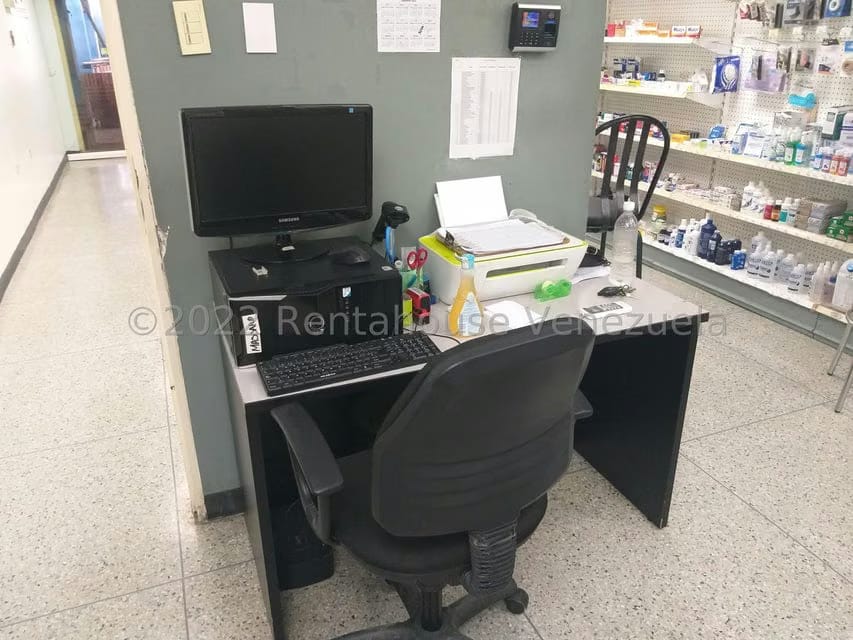 Comercial (Local Comercial) en Alquiler en Trapichito, Miranda - 9