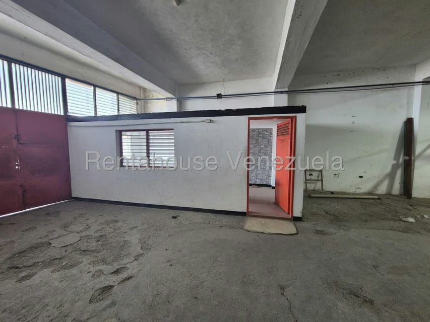 Comercial (Edificio) en Venta en El Junquito, Distrito Metropolitano - 13