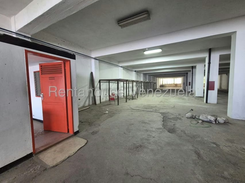 Comercial (Edificio) en Venta en El Junquito, Distrito Metropolitano - 14