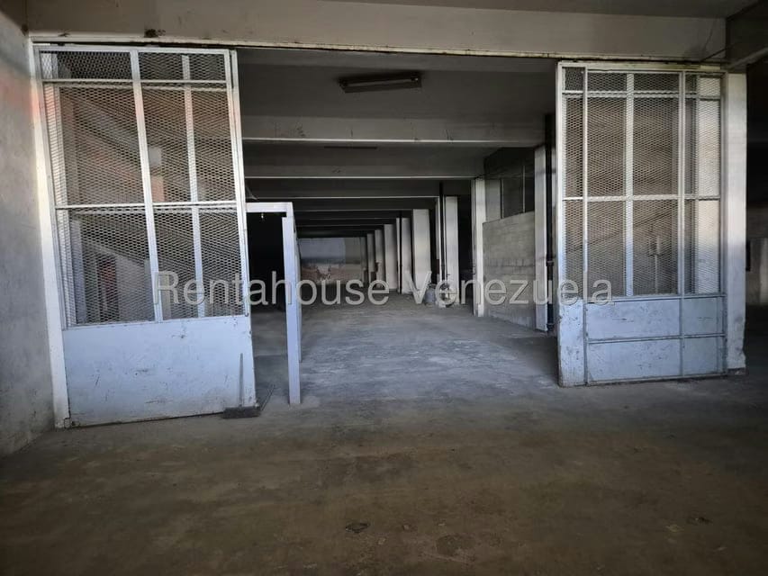 Comercial (Edificio) en Venta en El Junquito, Distrito Metropolitano - 6