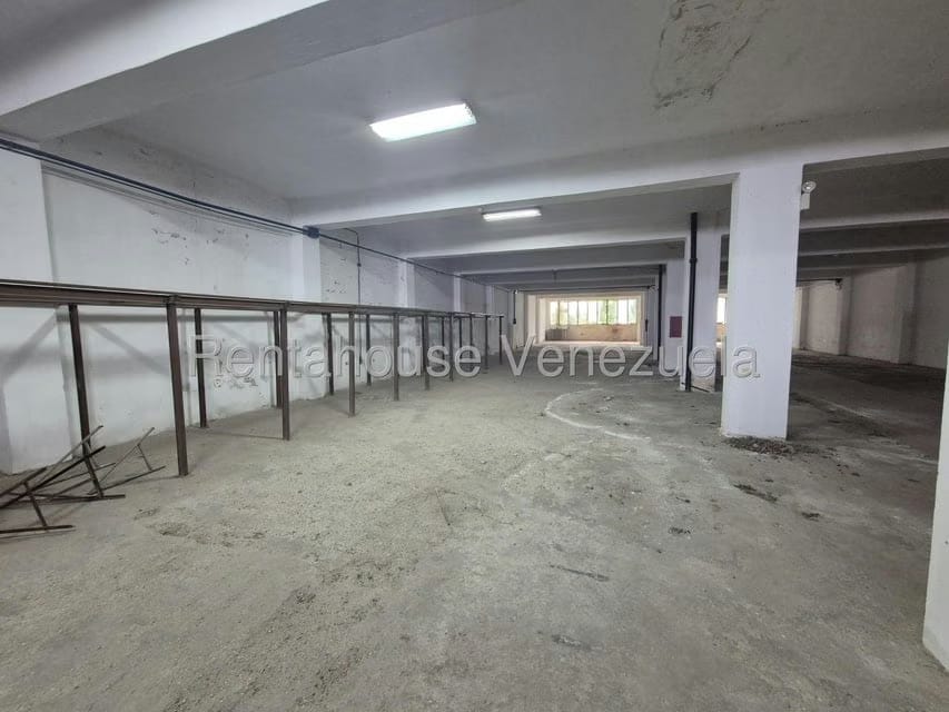 Comercial (Edificio) en Venta en El Junquito, Distrito Metropolitano - 10