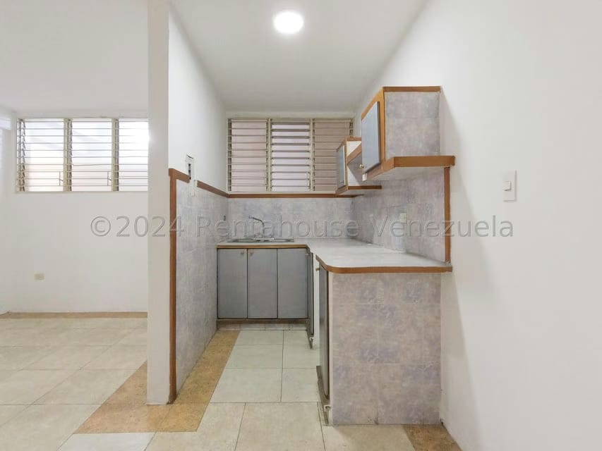 Comercial (Edificio) en Venta en Parroquia Concepcion, Lara - 26