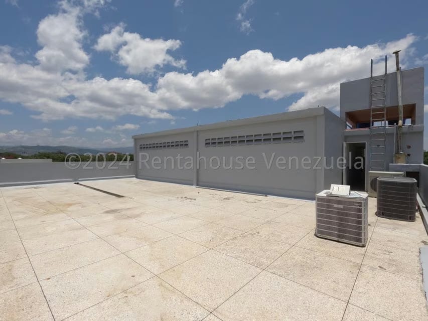 Comercial (Edificio) en Venta en Parroquia Concepcion, Lara - 47