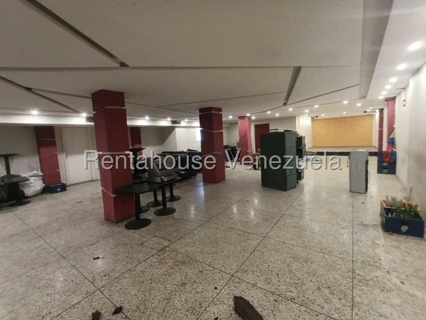 Comercial (Local Comercial) en Venta en Petare, Distrito Metropolitano - 13