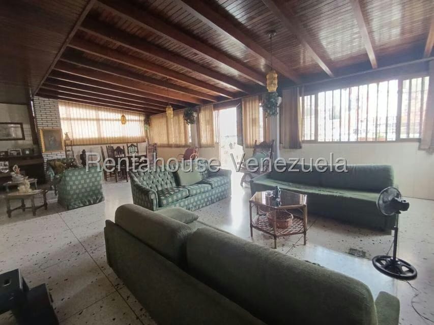Comercial (Local Comercial) en Venta en Petare, Distrito Metropolitano - 28