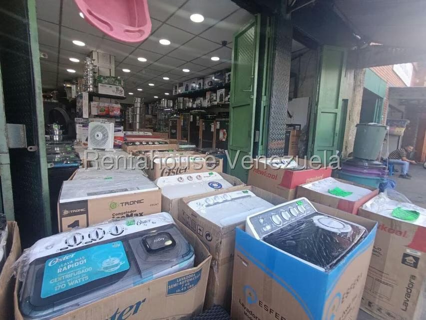 Comercial (Local Comercial) en Venta en Petare, Distrito Metropolitano - 4