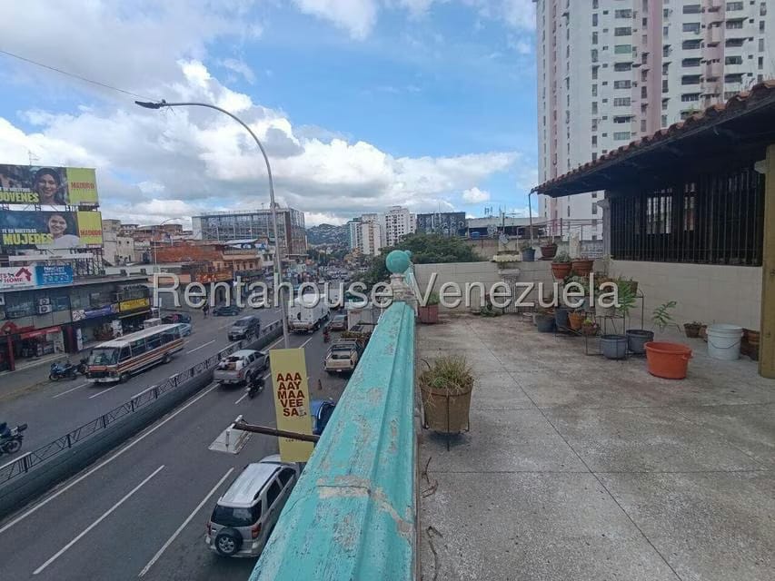 Comercial (Local Comercial) en Venta en Petare, Distrito Metropolitano - 33