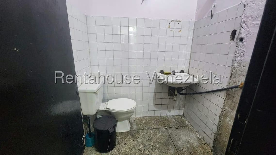 Comercial (Local Comercial) en Alquiler en Centro, Lara - 13