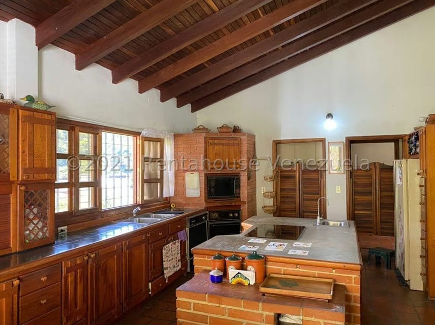 Casa (Duplex) en Venta en Oripoto, Distrito Metropolitano - 12