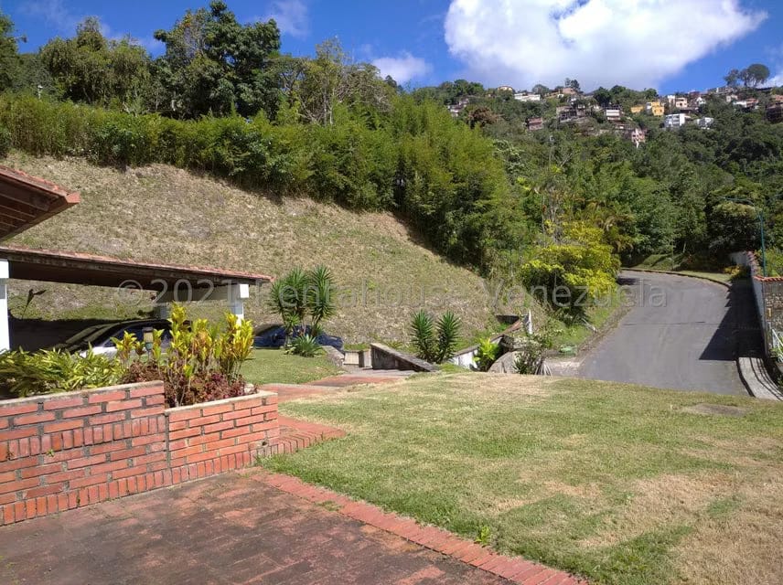 Casa (Duplex) en Venta en Oripoto, Distrito Metropolitano - 3