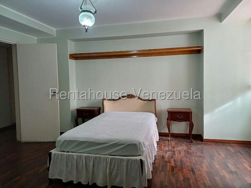 Apartamento (1 Nivel) en Venta en Las Mercedes, Distrito Metropolitano - 50