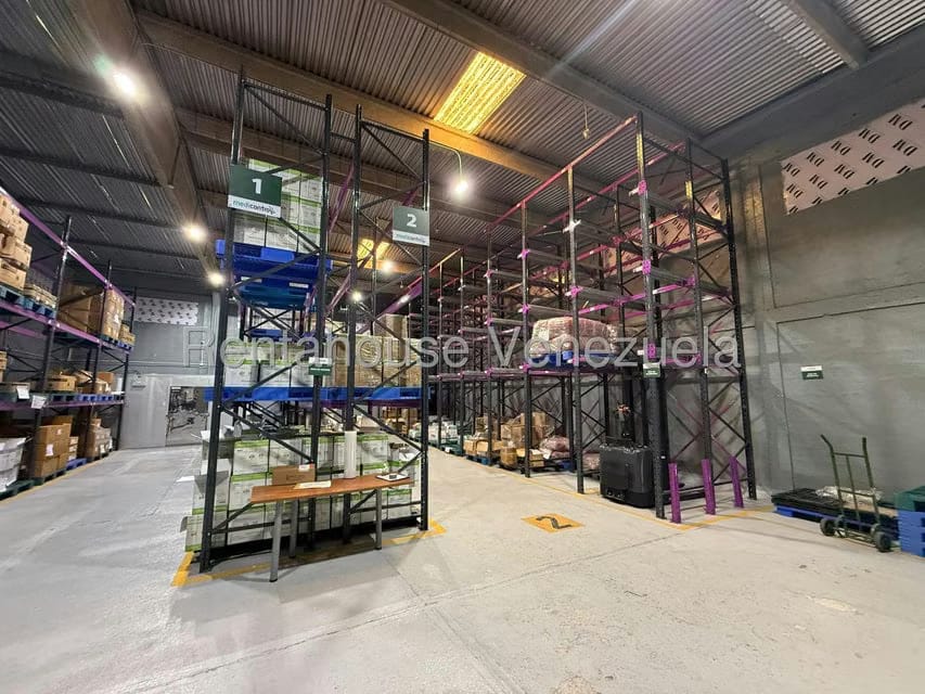 Comercial (Local Comercial) en Venta en Guatire, Miranda - 5