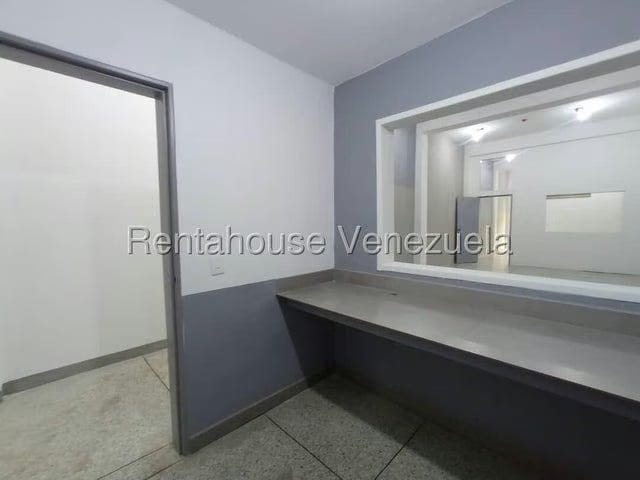 Local en Venta - Centro Guacara - Estado Carabobo - 3