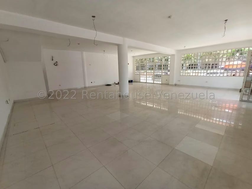 Comercial (Local Comercial) en Alquiler en Avenida Miranda, Aragua - 5