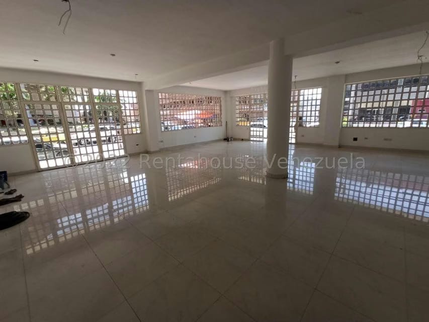 Comercial (Local Comercial) en Alquiler en Avenida Miranda, Aragua - 7
