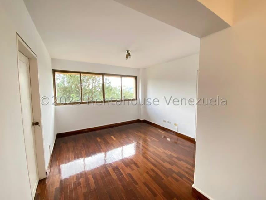Apartamento (1 Nivel) en Alquiler en Los Naranjos del Cafetal, Distrito Metropolitano - 22