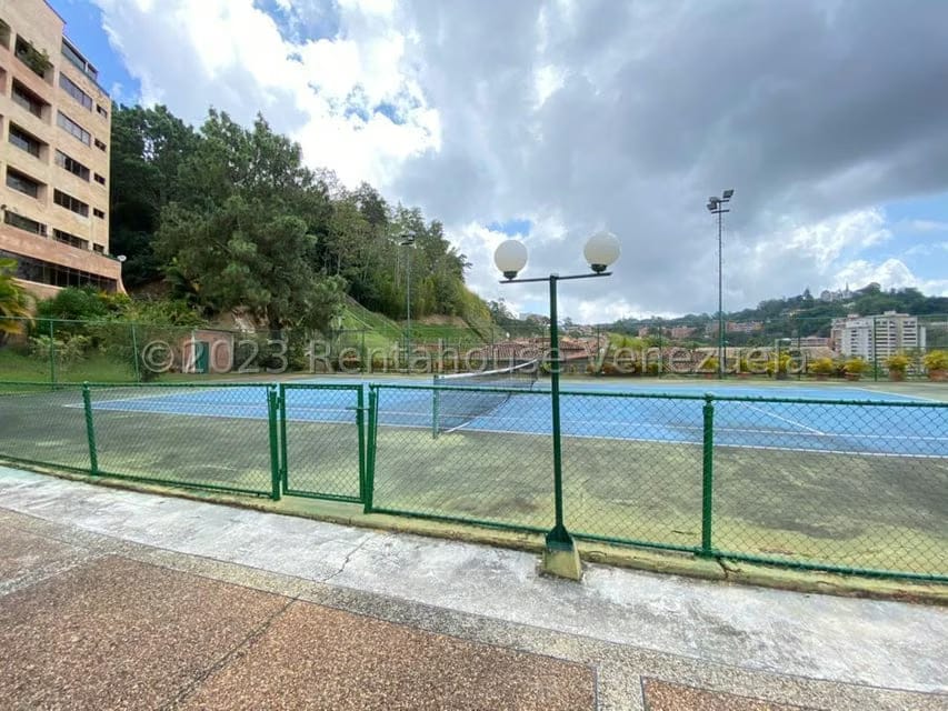 Apartamento (1 Nivel) en Alquiler en Los Naranjos del Cafetal, Distrito Metropolitano - 38