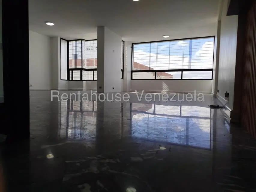 Apartamento (Duplex) en Venta en Sebucan, Distrito Metropolitano - 11