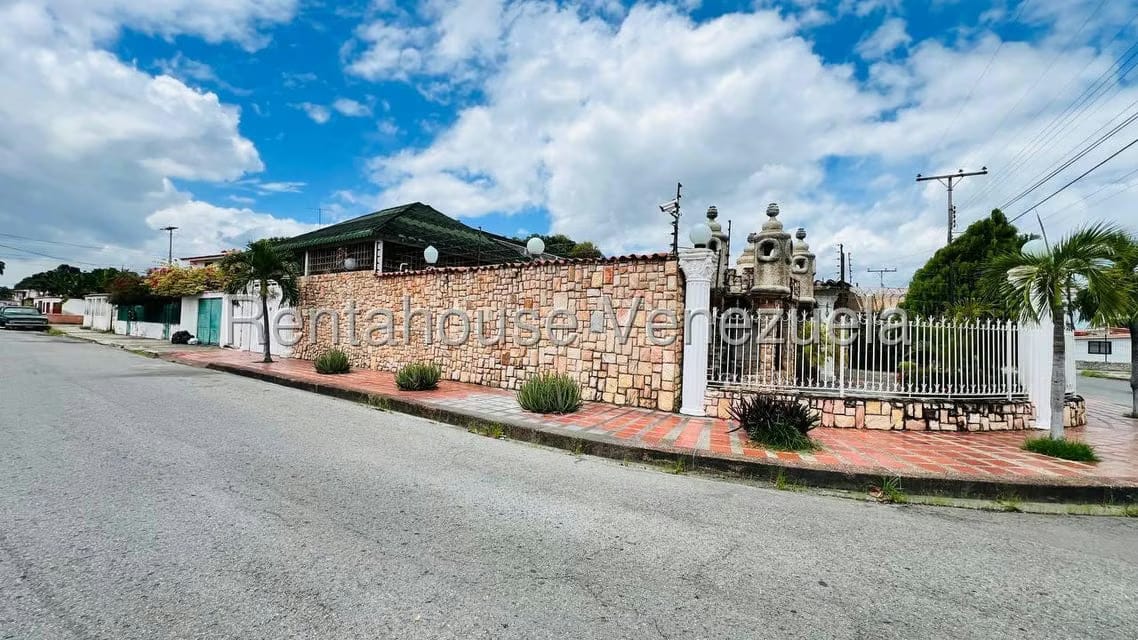 Casa (1 Nivel) en Venta en Fundacion Mendoza, Aragua - 55