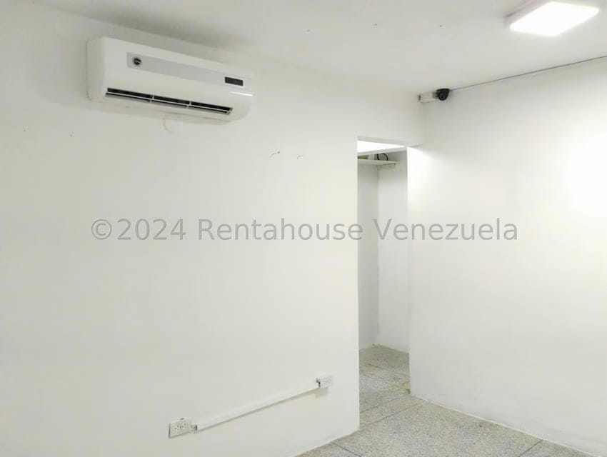 Comercial (Oficina) en Alquiler en Zona Oeste, Lara - 5