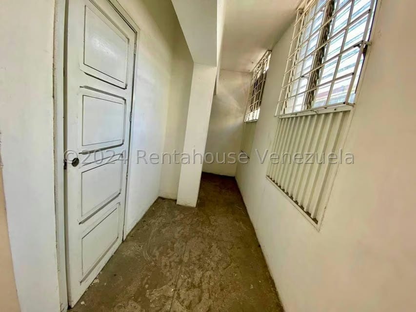 Comercial (Oficina) en Alquiler en Centro, Lara - 5