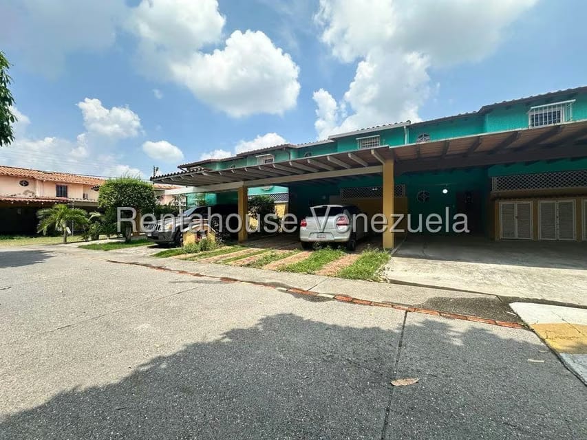 Casa (Duplex) en Alquiler en Plaza Antigua, Portuguesa