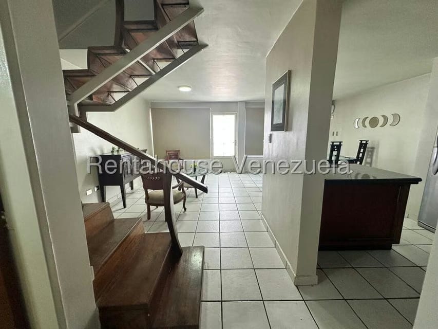 Casa (Duplex) en Alquiler en Plaza Antigua, Portuguesa - 13