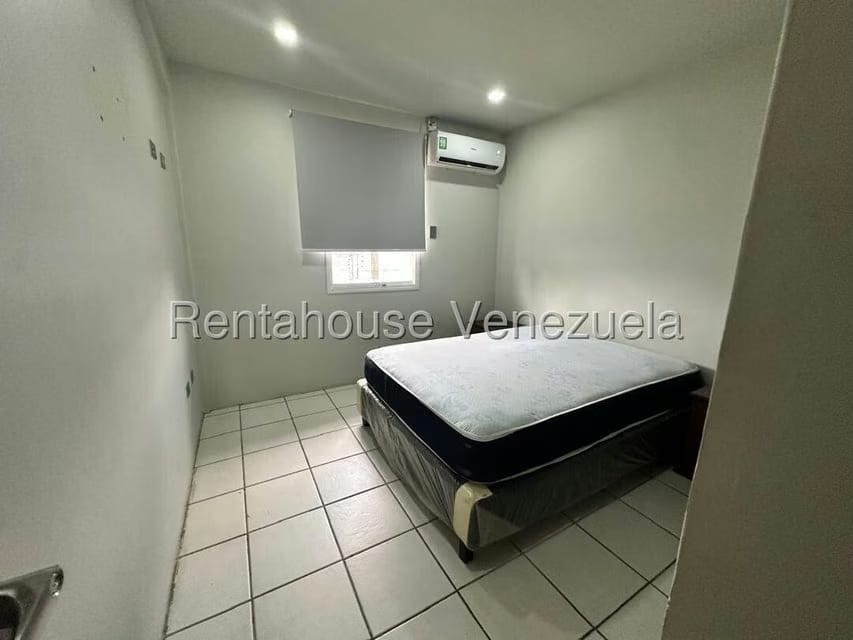 Casa (Duplex) en Alquiler en Plaza Antigua, Portuguesa - 6
