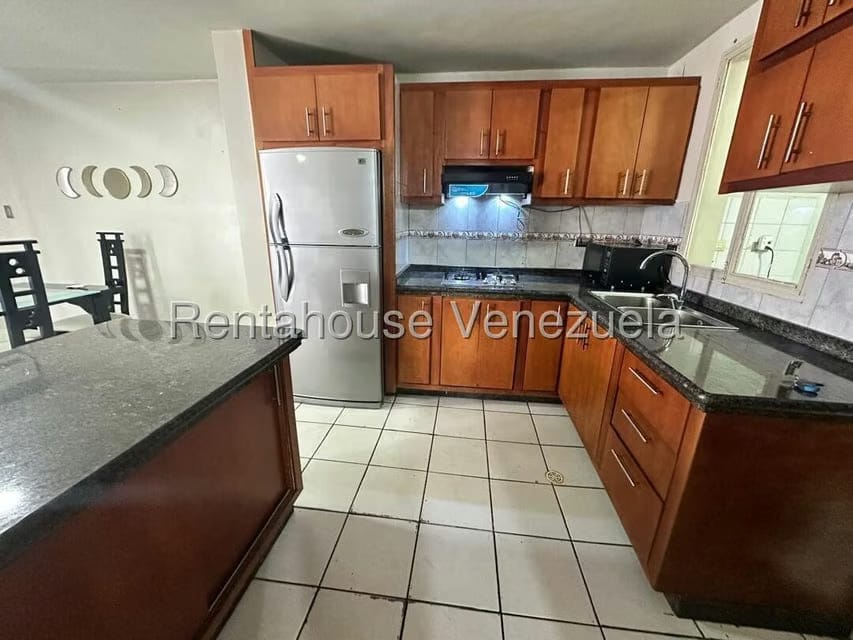 Casa (Duplex) en Alquiler en Plaza Antigua, Portuguesa - 9