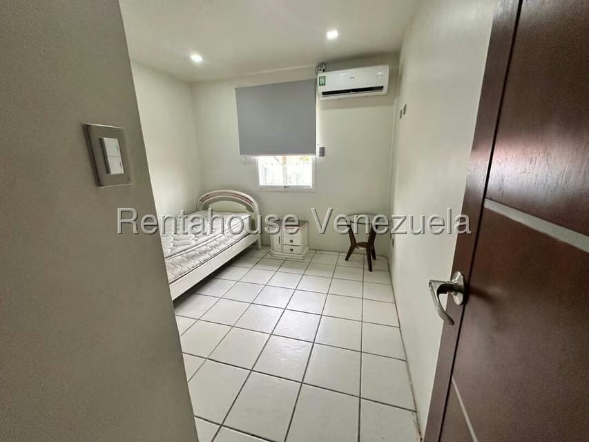 Casa (Duplex) en Alquiler en Plaza Antigua, Portuguesa - 10