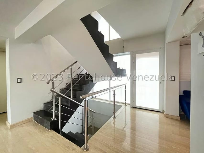 Townhouse (Multiples Niveles) en Venta en Loma Linda, Distrito Metropolitano - 14
