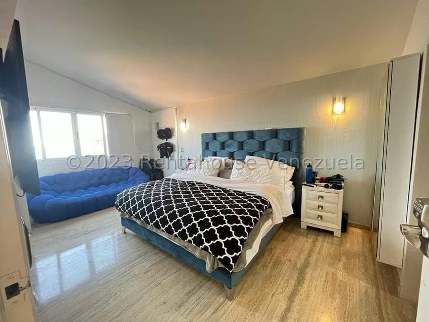 Townhouse (Multiples Niveles) en Venta en Loma Linda, Distrito Metropolitano - 15