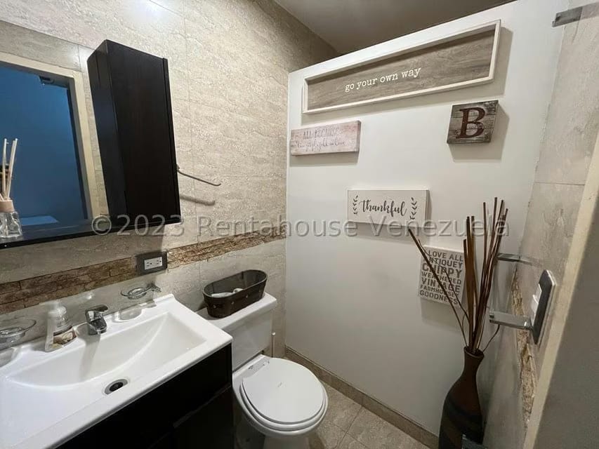 Townhouse (Multiples Niveles) en Venta en Loma Linda, Distrito Metropolitano - 27