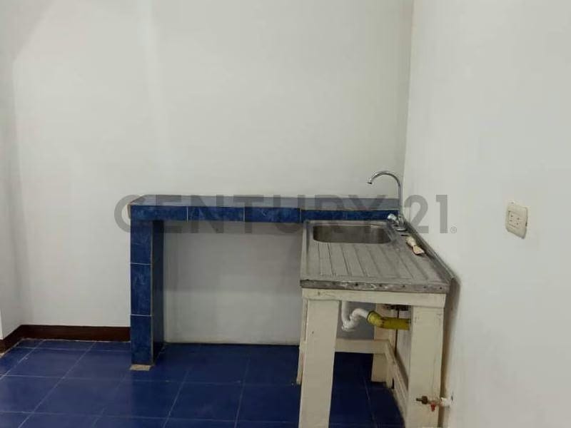 Alquiler Local Comercial Urb. Monte Cristo Caracas - 5