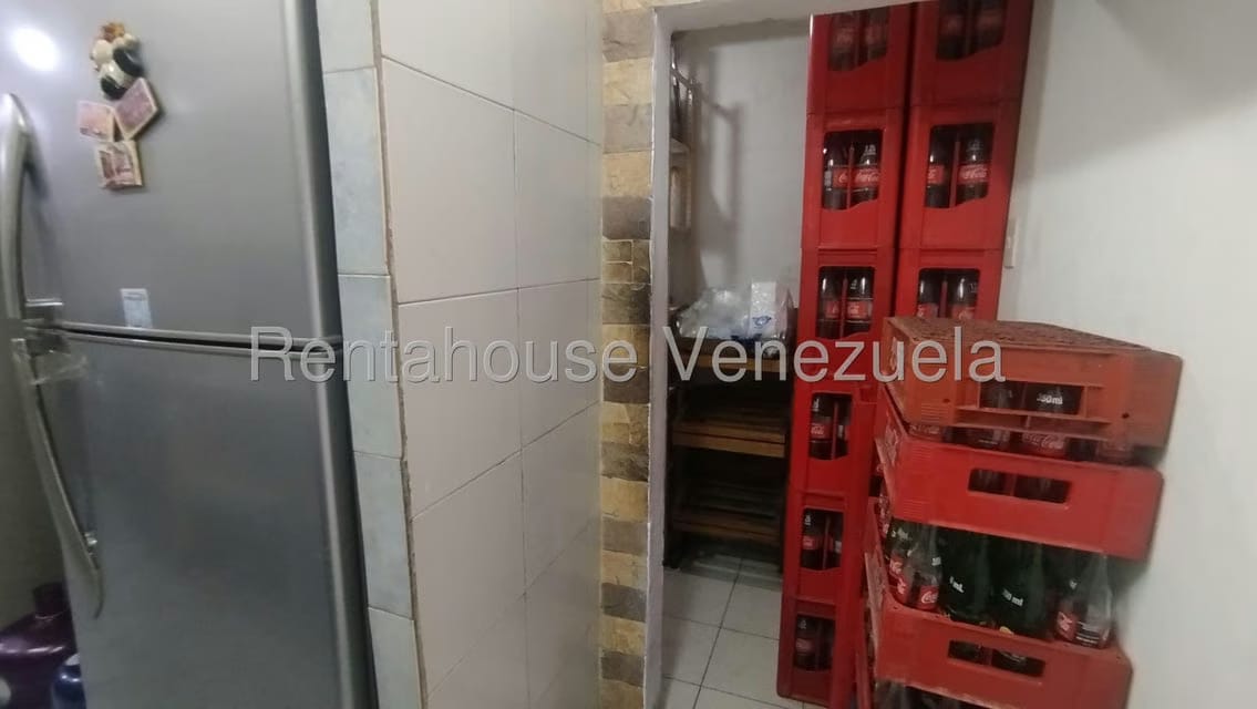 Casa (Multipes Niveles) en Venta en Catia, Distrito Metropolitano - 12