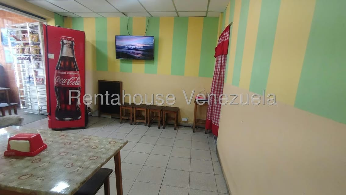 Casa (Multipes Niveles) en Venta en Catia, Distrito Metropolitano - 5