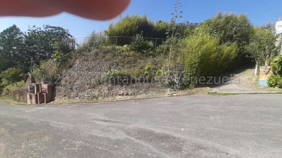 Terreno (Residencial) en Venta en Los Guayabitos, Distrito Metropolitano - 9