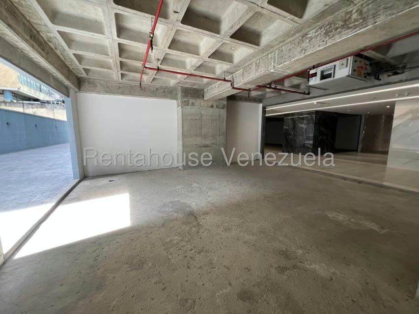 Comercial (Local Comercial) en Alquiler en Campo Alegre, Distrito Metropolitano - 5
