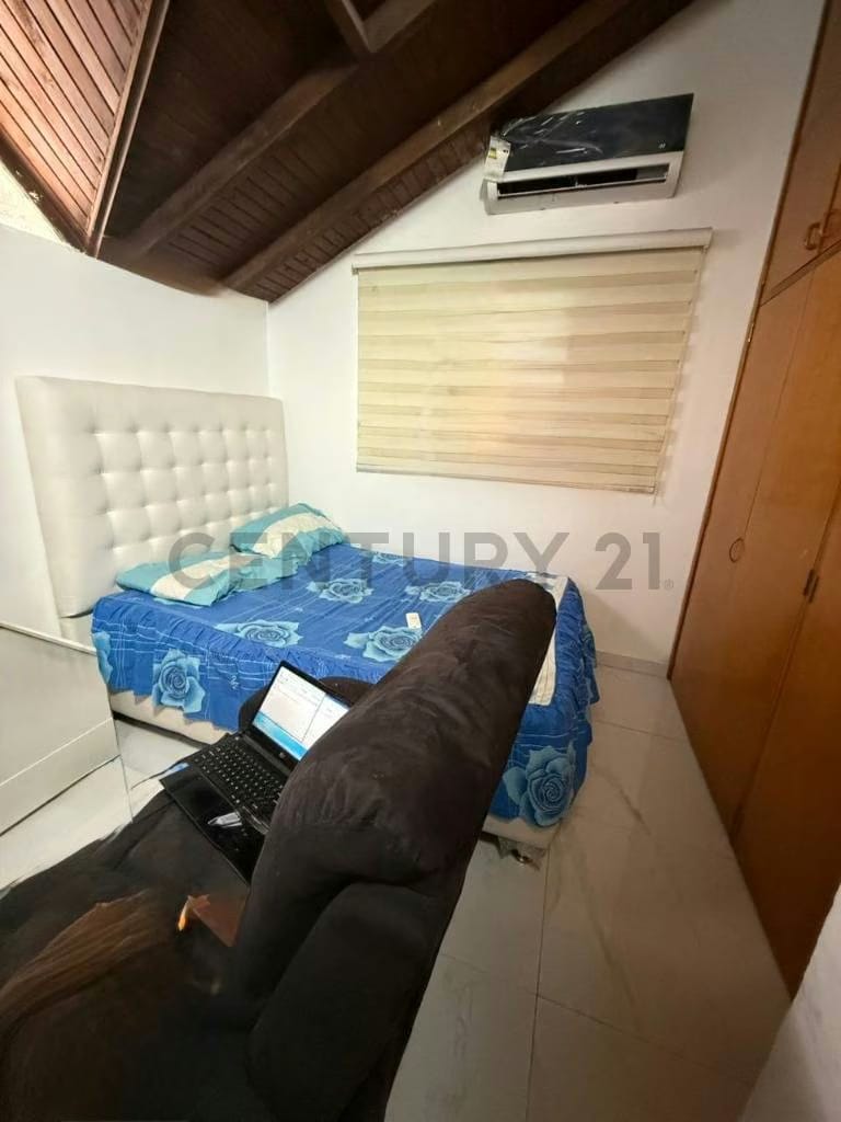 En venta Townhouse Chalet tipo americano en C.R. Agua Santa - 14
