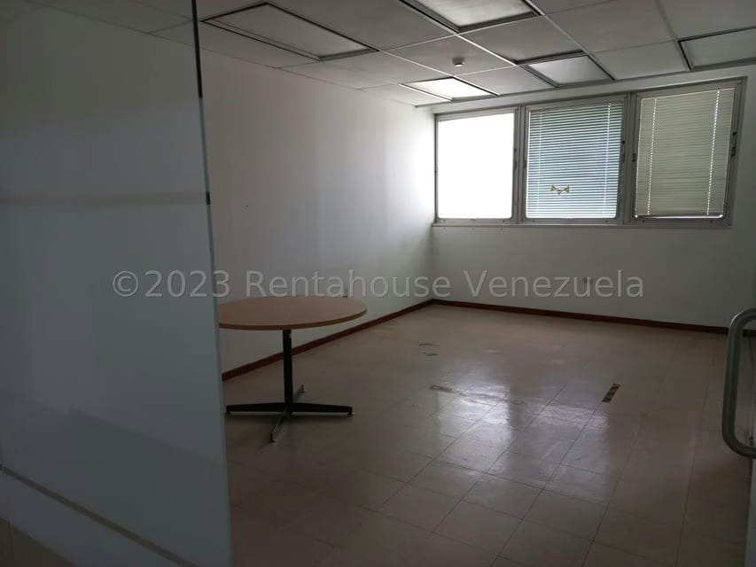 Comercial (Oficina) en Alquiler en Macaracuay, Distrito Metropolitano - 25