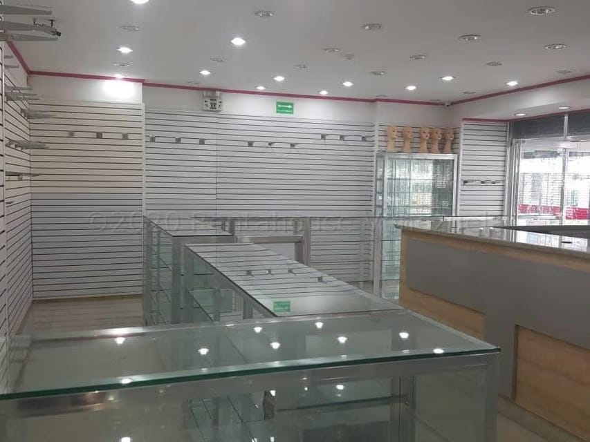 Comercial (Local Comercial) en Venta en Zona Centro, Aragua - 14