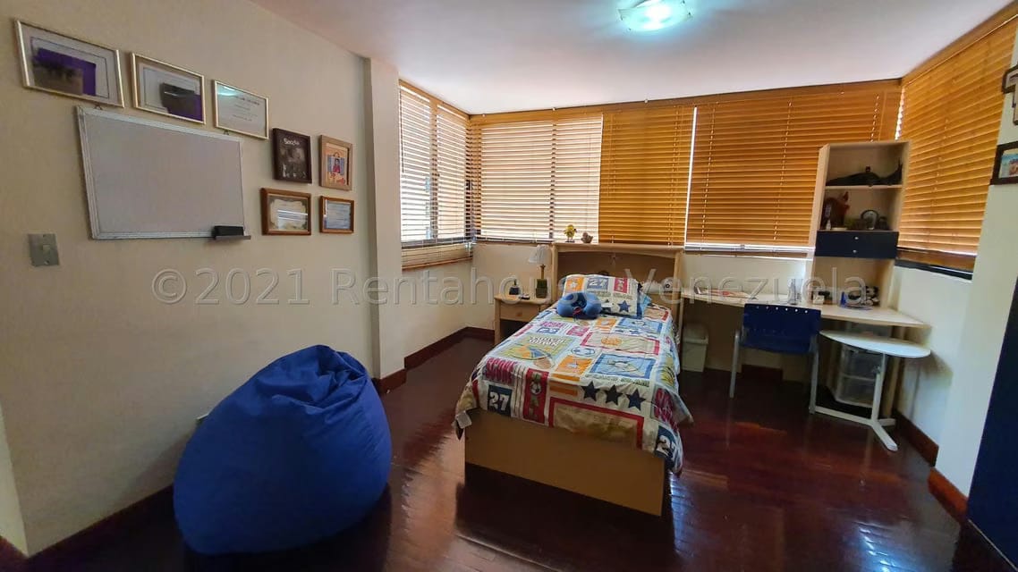 Apartamento (Duplex) en Venta en Los Naranjos de Las Mercedes, Distrito Metropolitano - 18