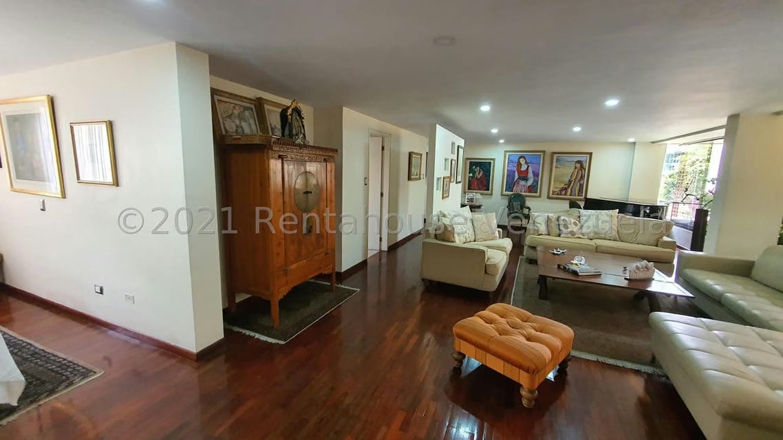 Apartamento (Duplex) en Venta en Los Naranjos de Las Mercedes, Distrito Metropolitano - 4